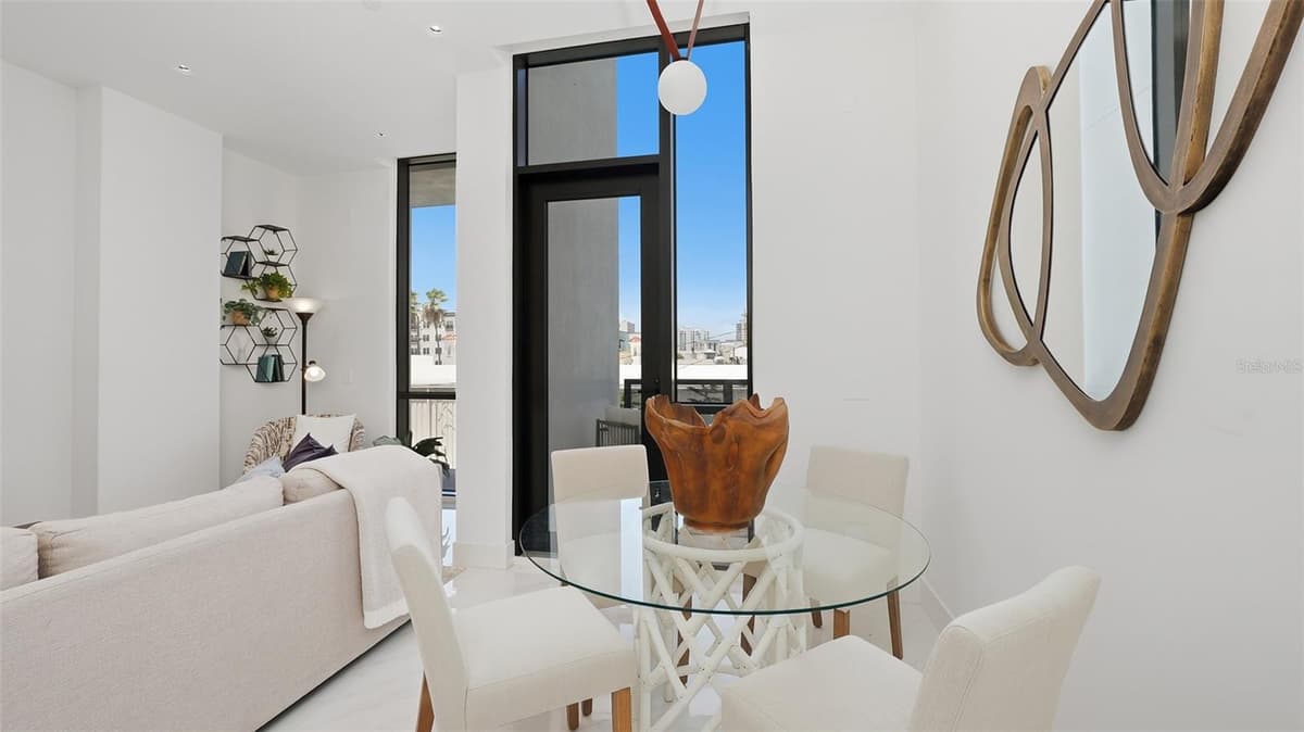 430 KUMQUAT COURT — photo 13 of 92