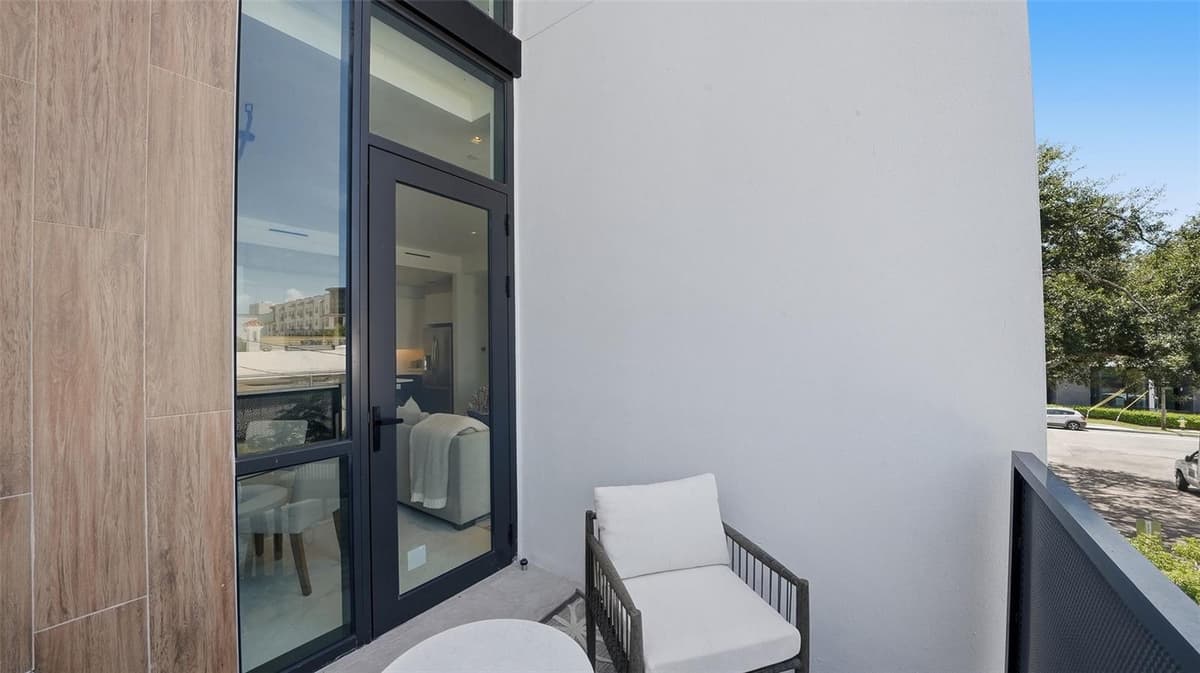 430 KUMQUAT COURT — photo 23 of 92