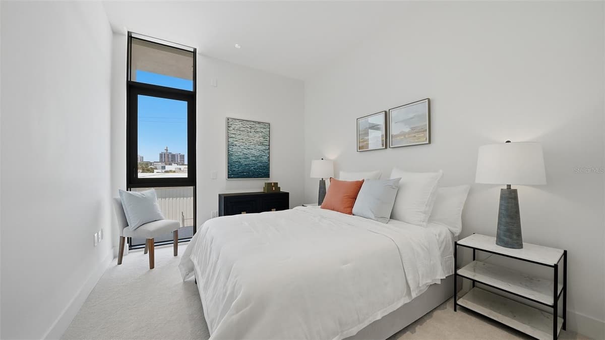 430 KUMQUAT COURT — photo 6 of 92