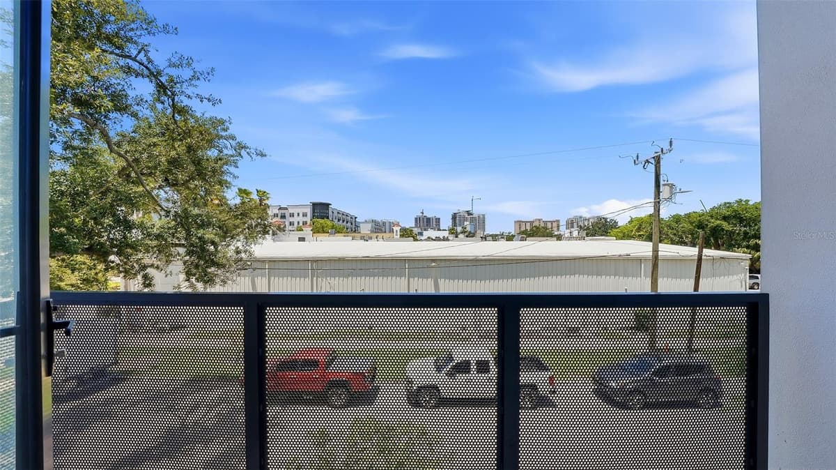 430 KUMQUAT COURT — photo 33 of 92