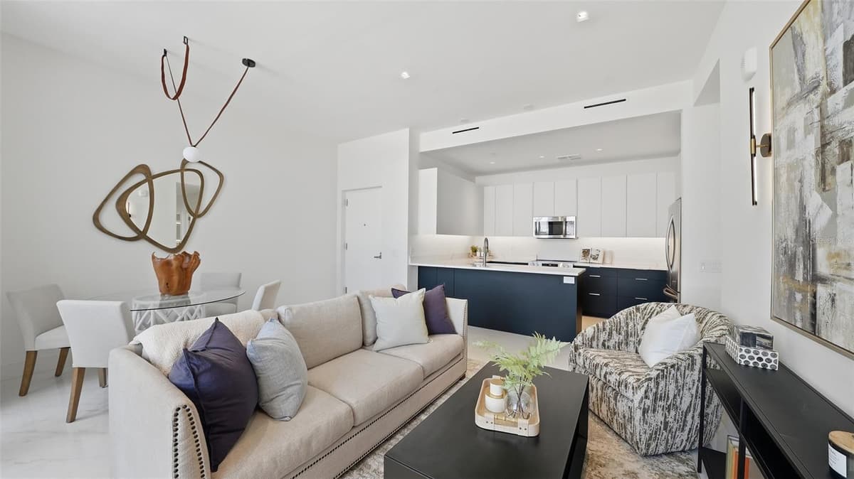 430 KUMQUAT COURT — photo 5 of 92