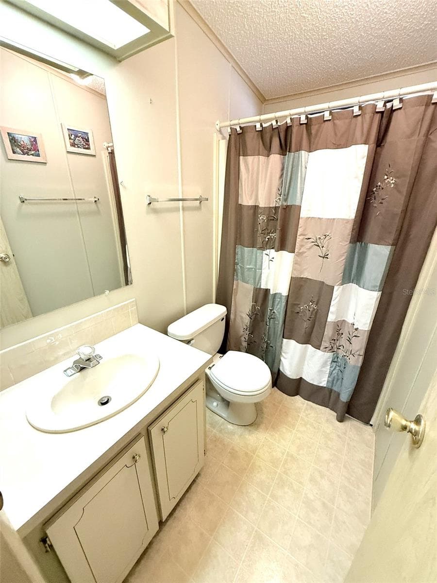 122 RAROTONGA ROAD — photo 23 of 48