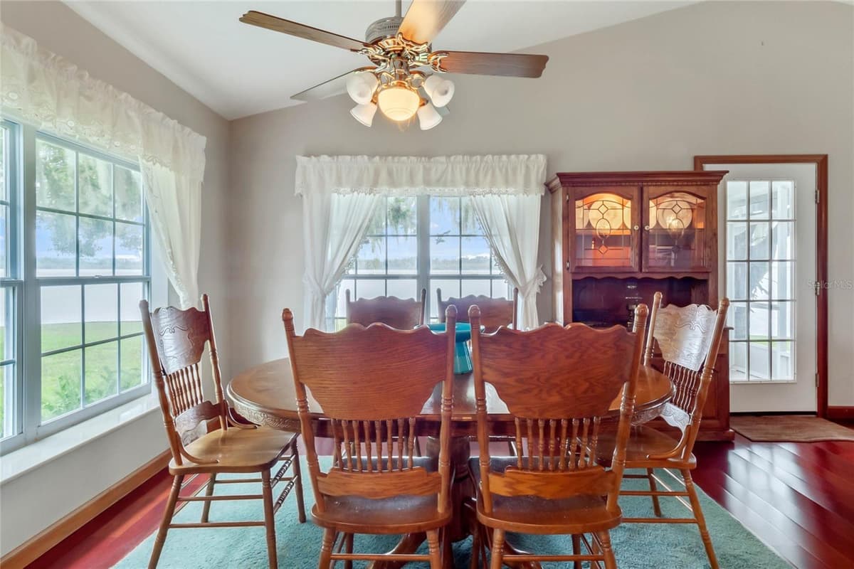 4365 CANAL ROAD — photo 13 of 47