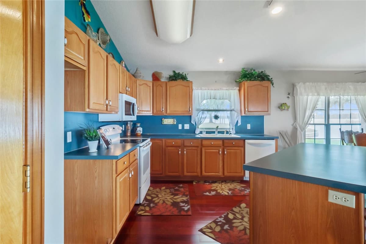 4365 CANAL ROAD — photo 10 of 47