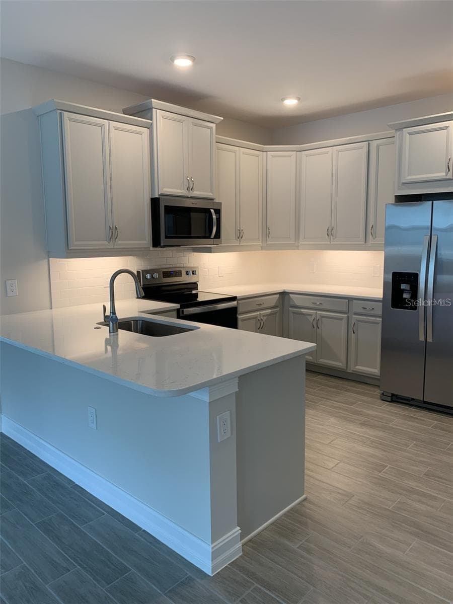 240 IBIZA LOOP — photo 5 of 11