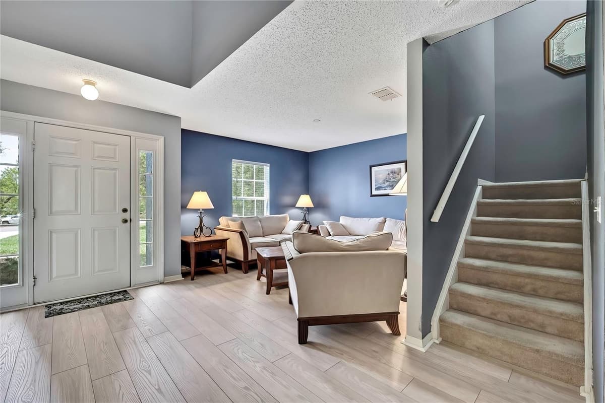 11257 PERSIMMON AVENUE — photo 12 of 50