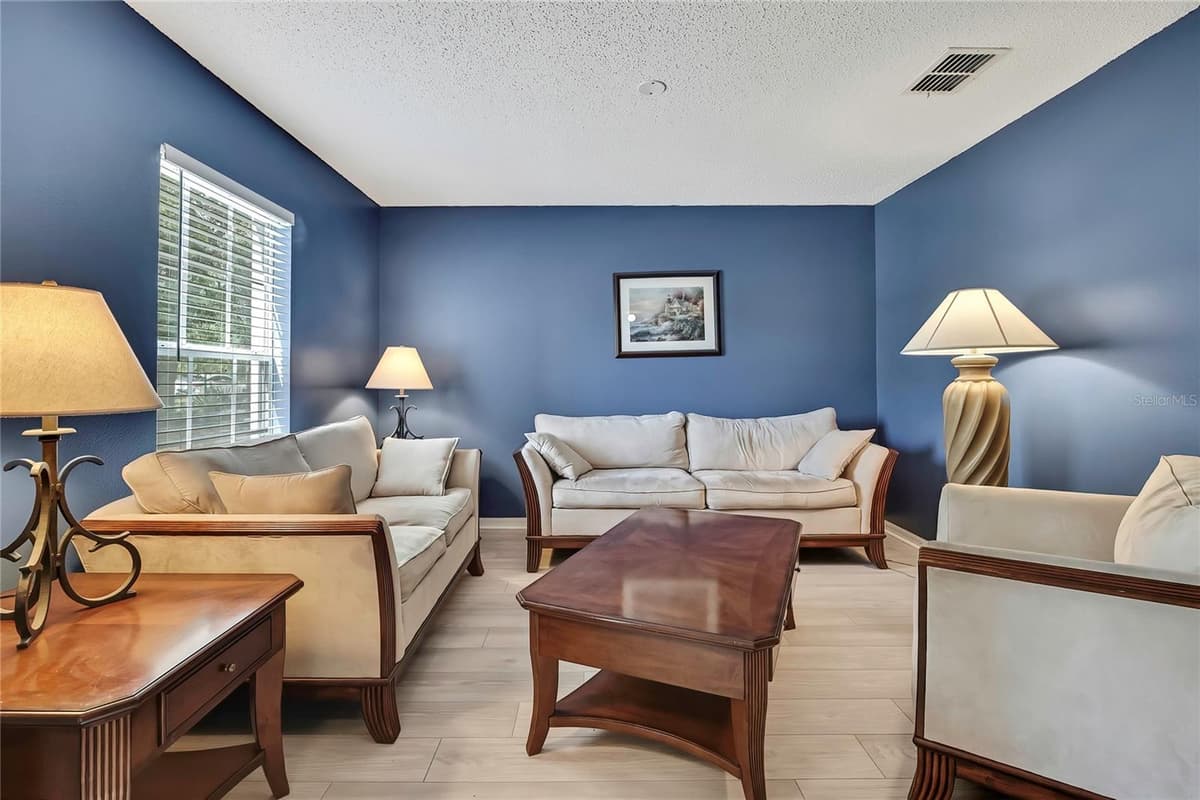 11257 PERSIMMON AVENUE — photo 10 of 50