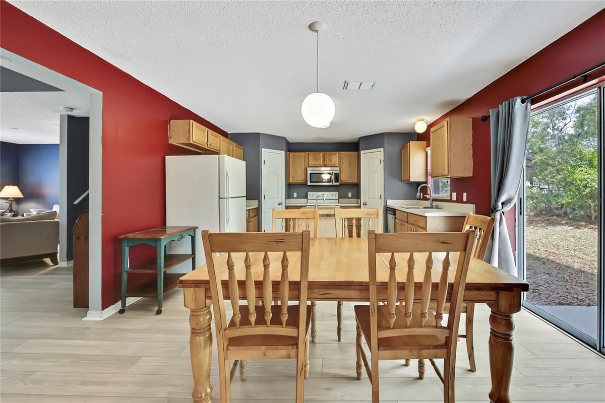 11257 PERSIMMON AVENUE — photo 45 of 50
