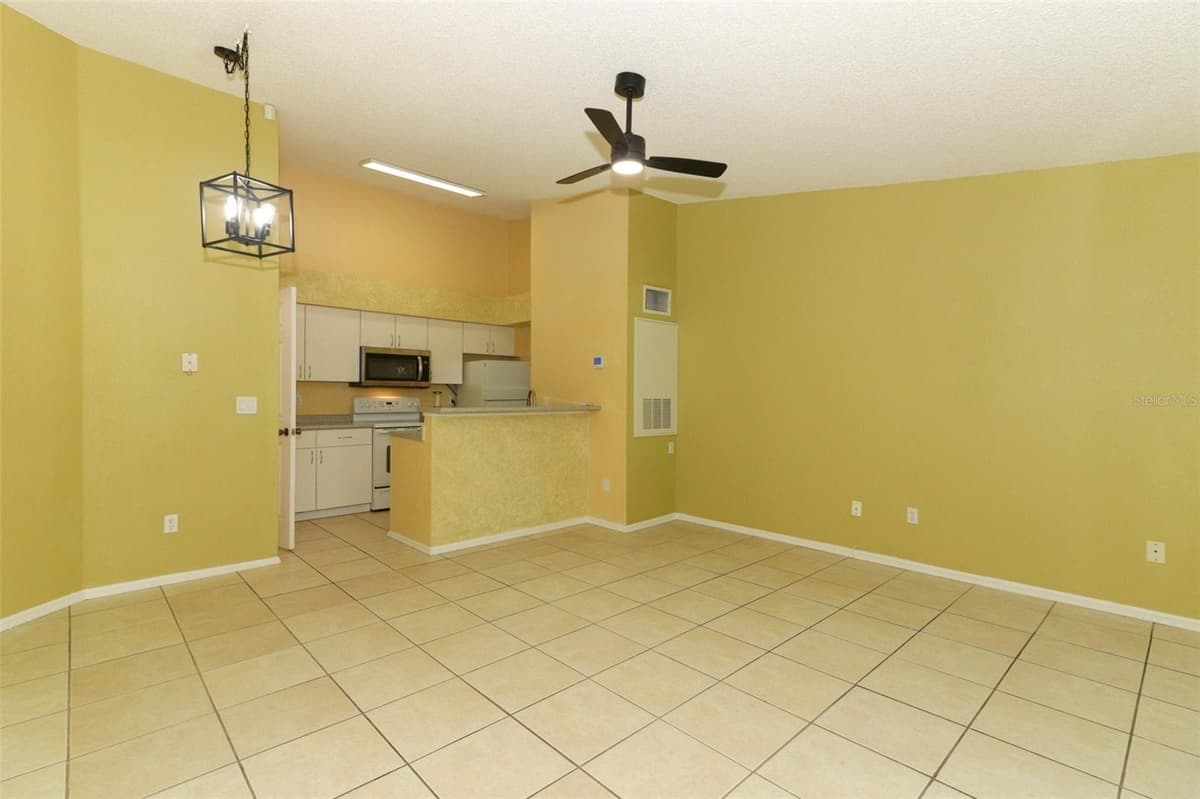 2214 METROPOLITAN WAY — photo 32 of 35