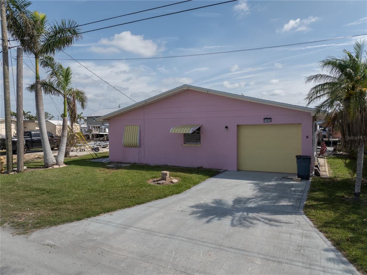 11476 MAY STREET — photo 18 of 43