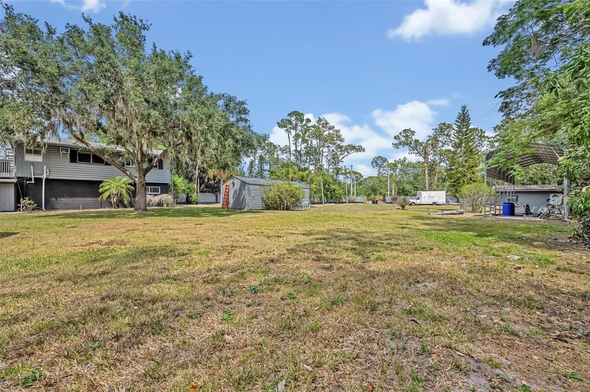 11424 WESTWOOD BOULEVARD — photo 54 of 56