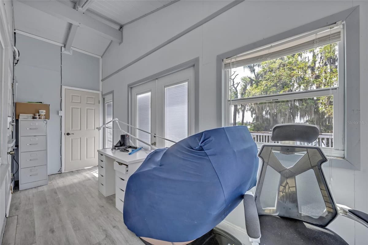 11424 WESTWOOD BOULEVARD — photo 33 of 56