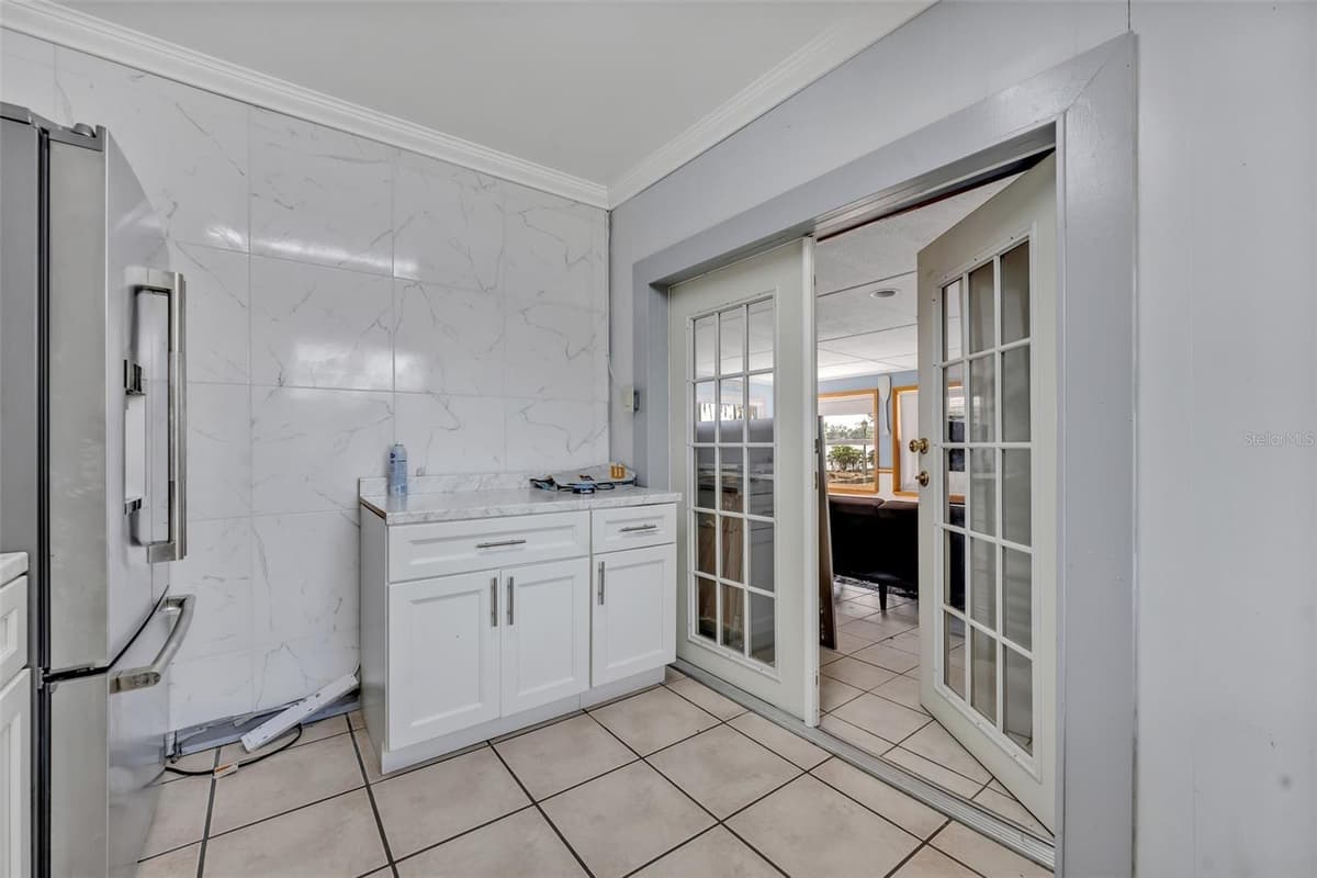 11424 WESTWOOD BOULEVARD — photo 30 of 56
