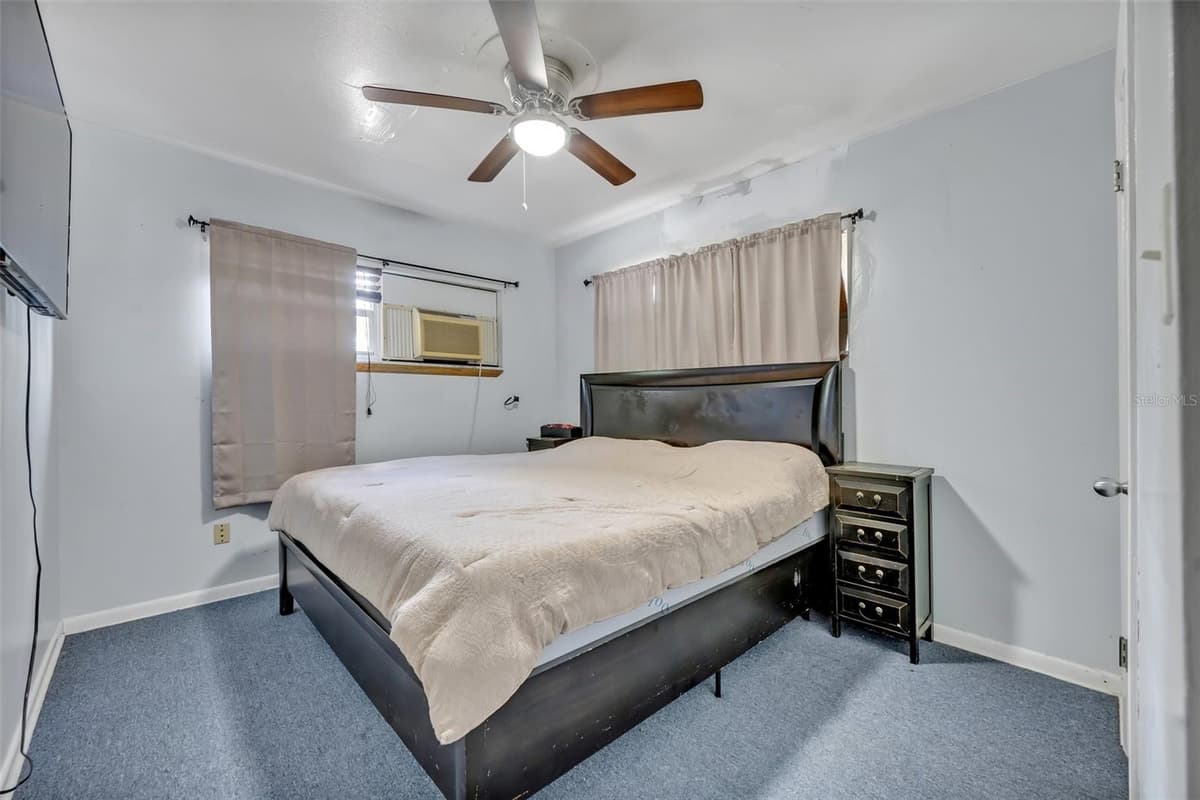 11424 WESTWOOD BOULEVARD — photo 34 of 56