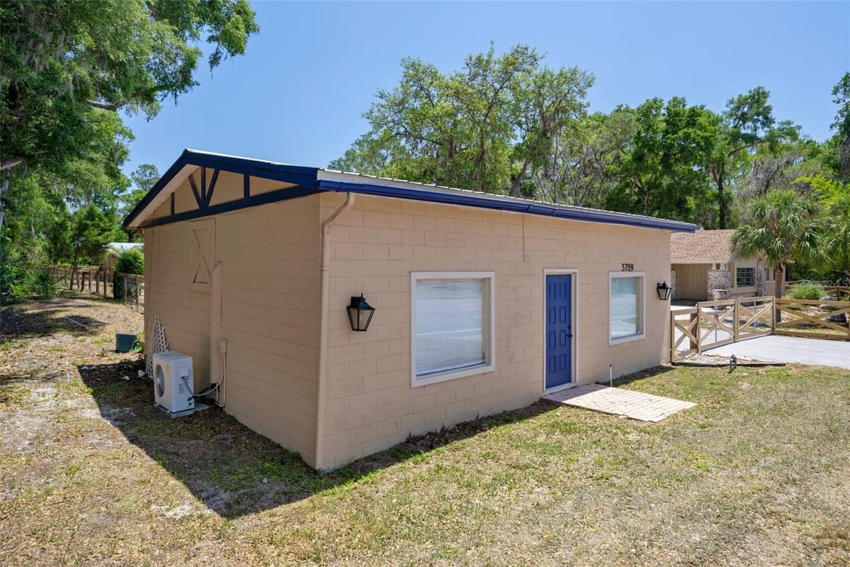 3729 LECANTO HIGHWAY — photo 70 of 84