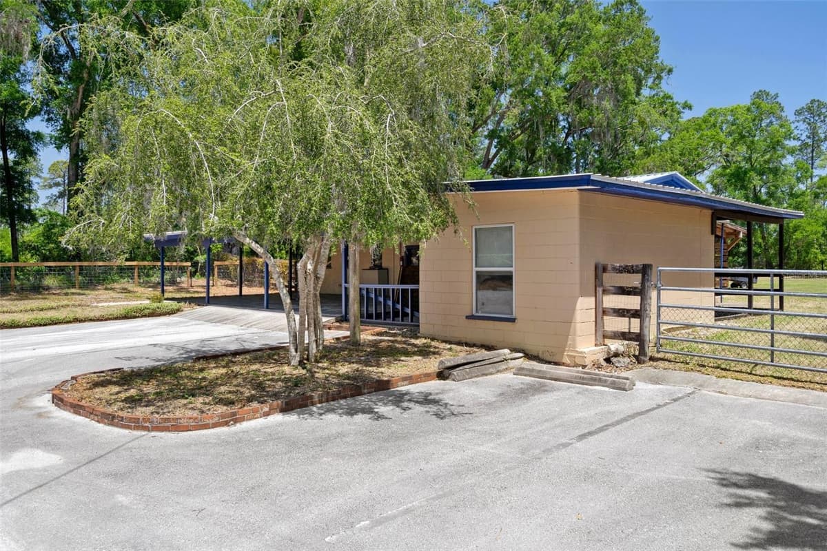 3729 LECANTO HIGHWAY — photo 63 of 84