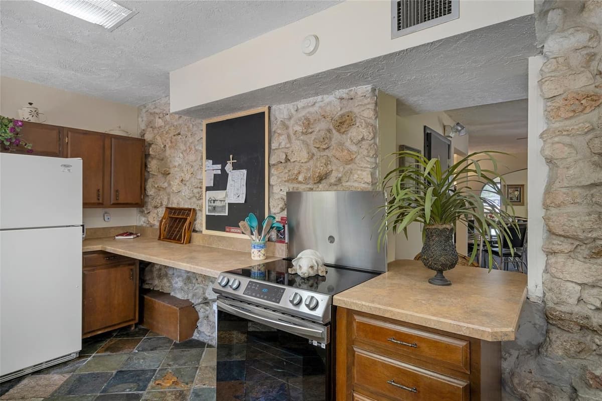 3729 LECANTO HIGHWAY — photo 42 of 84