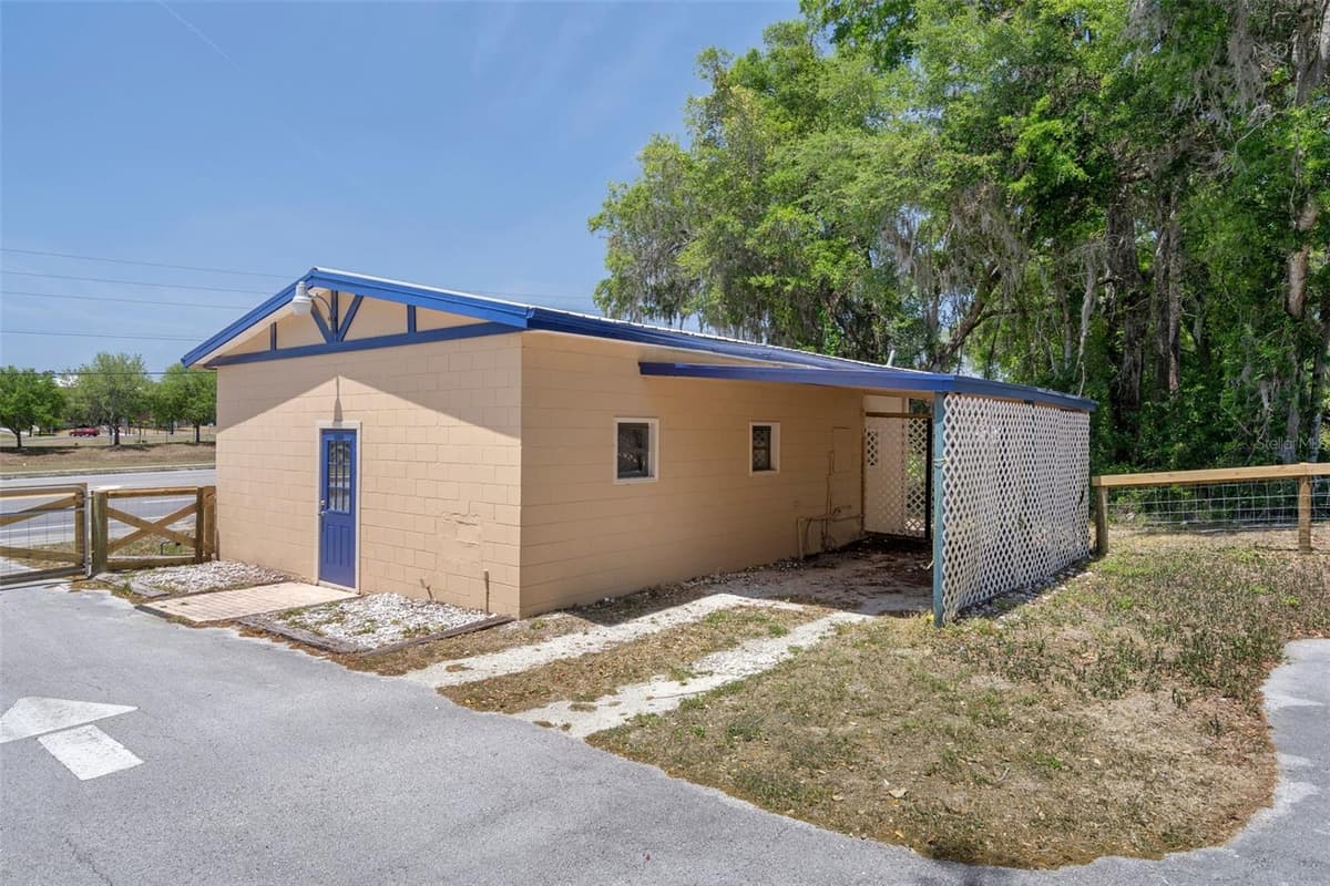 3729 LECANTO HIGHWAY — photo 71 of 84