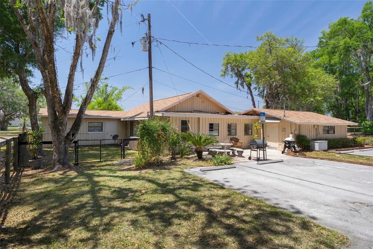 3729 LECANTO HIGHWAY — photo 50 of 84