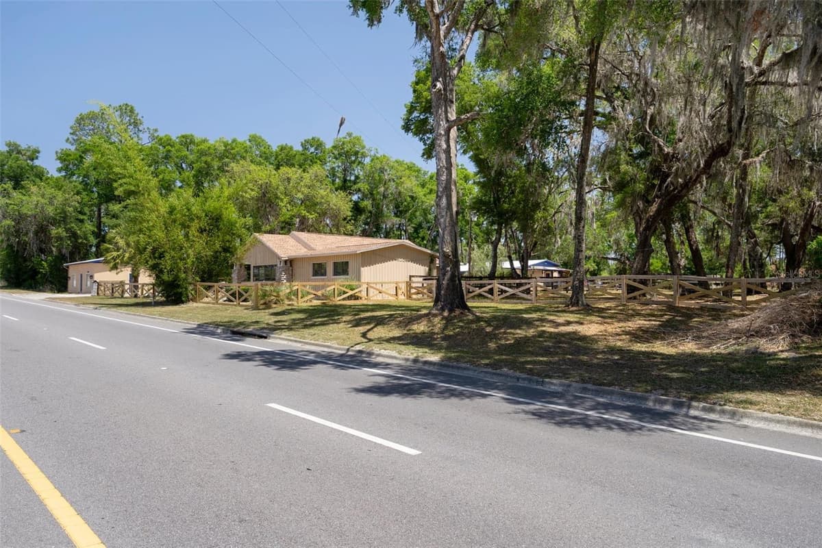 3729 LECANTO HIGHWAY — photo 84 of 84