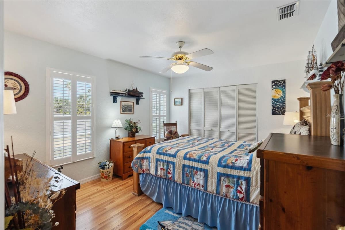 1842 BAYOU GRANDE BOULEVARD — photo 15 of 46