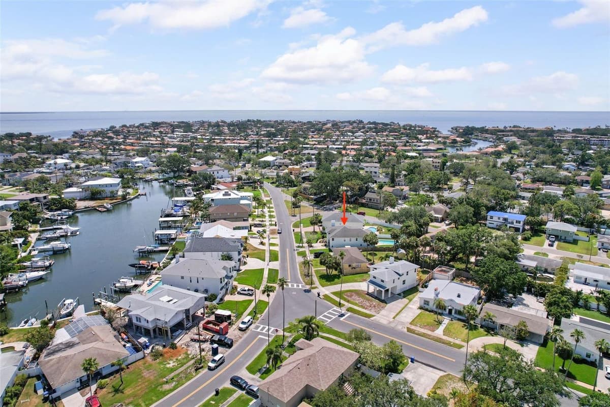 1842 BAYOU GRANDE BOULEVARD — photo 3 of 46