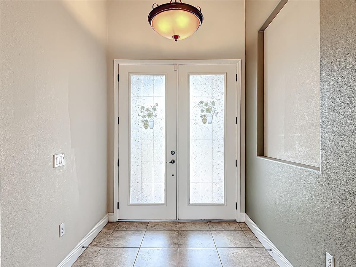 772 SAN RAPHAEL STREET — photo 17 of 97