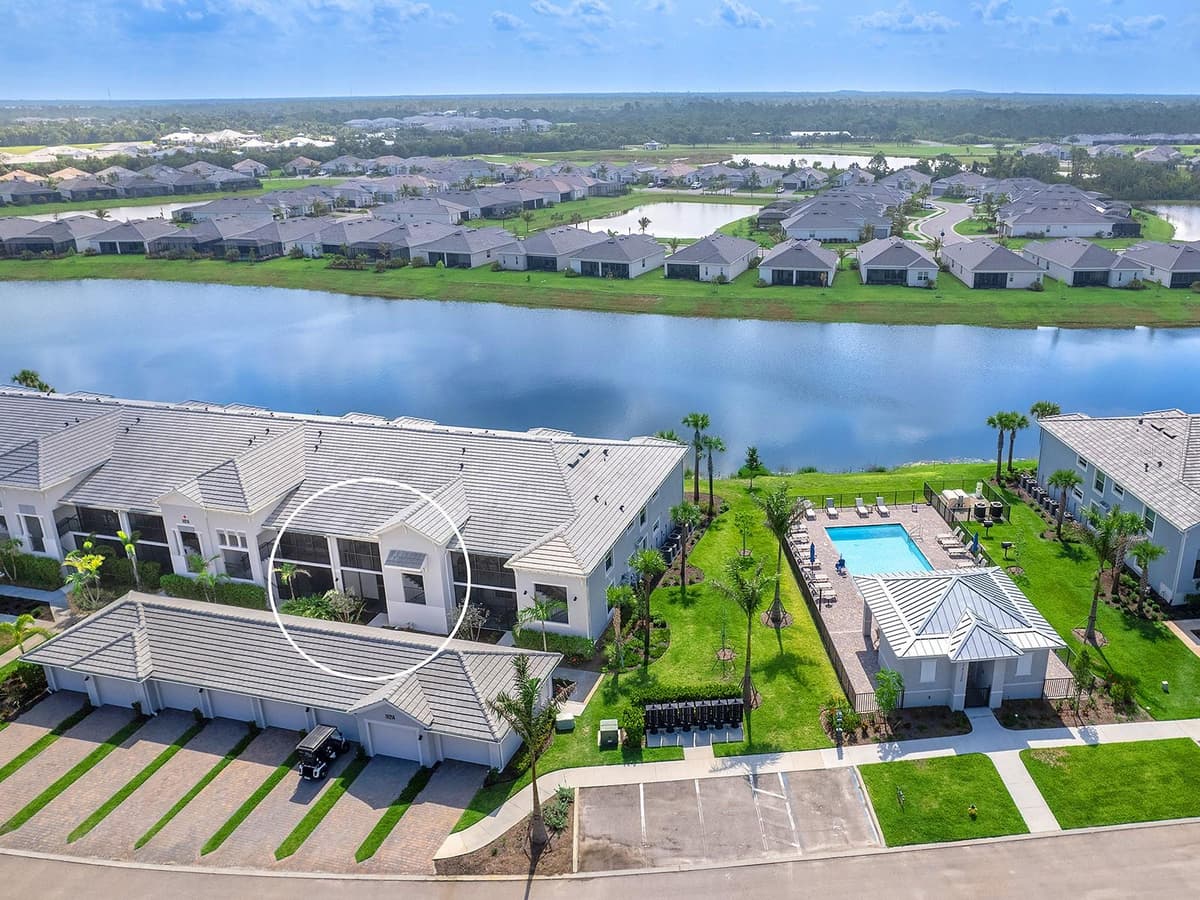 14214 HERITAGE LANDING BOULEVARD — photo 3 of 92