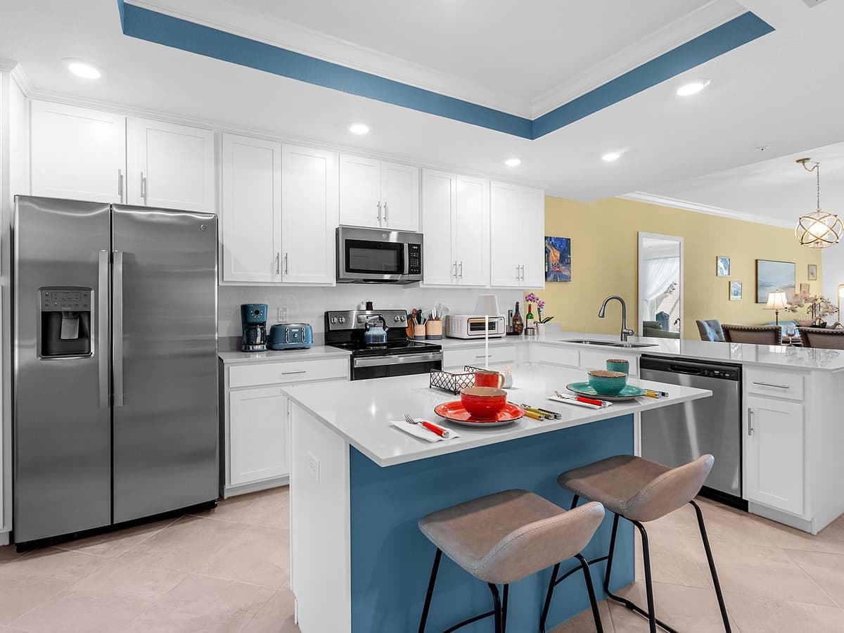 14214 HERITAGE LANDING BOULEVARD — photo 12 of 92