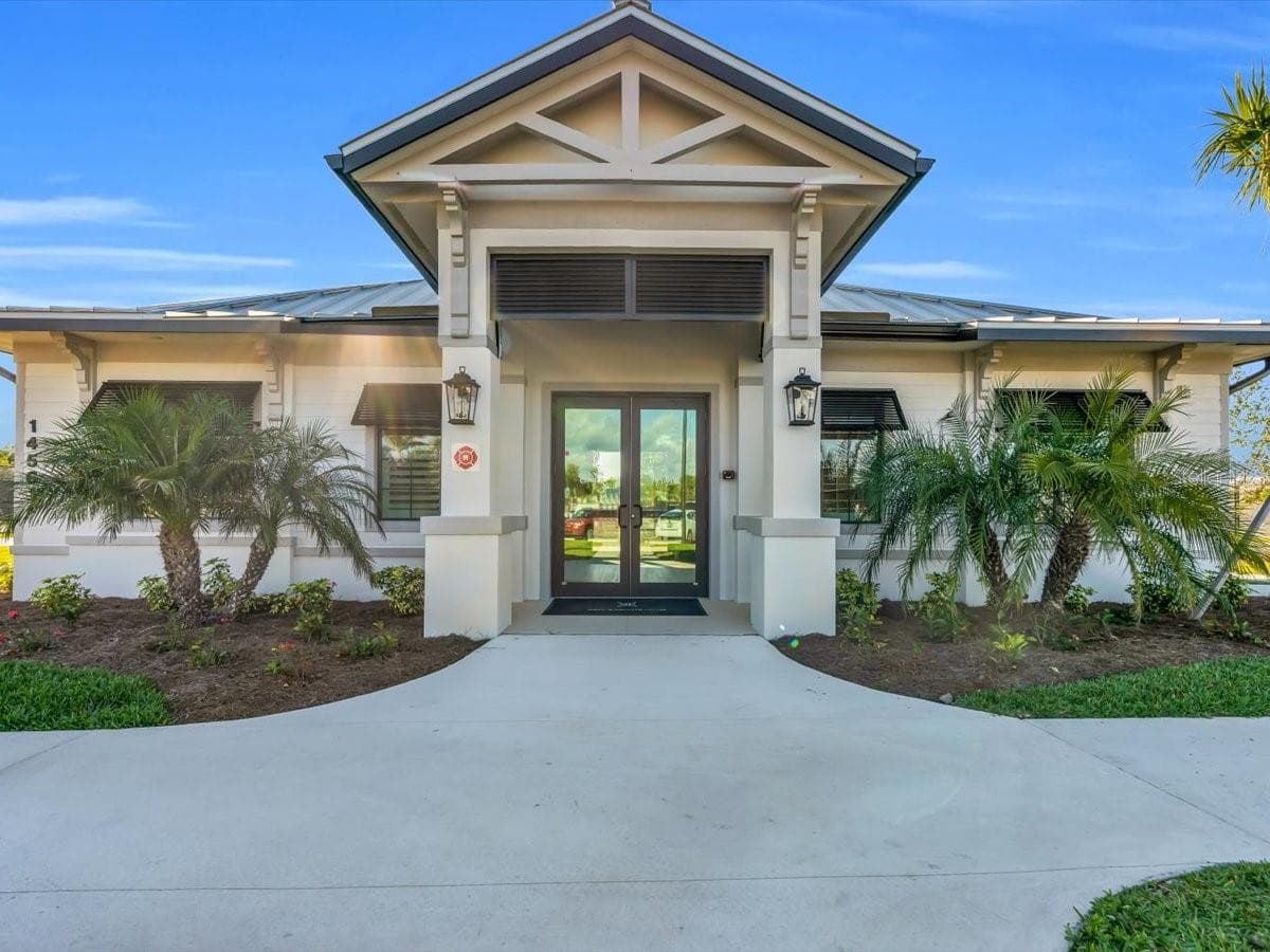 14214 HERITAGE LANDING BOULEVARD — photo 78 of 92