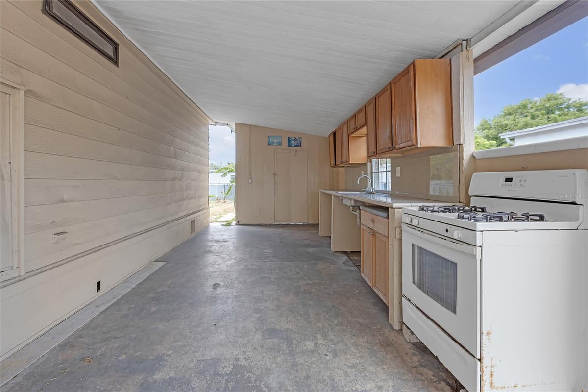 11309 LEISURE LANE — photo 31 of 34