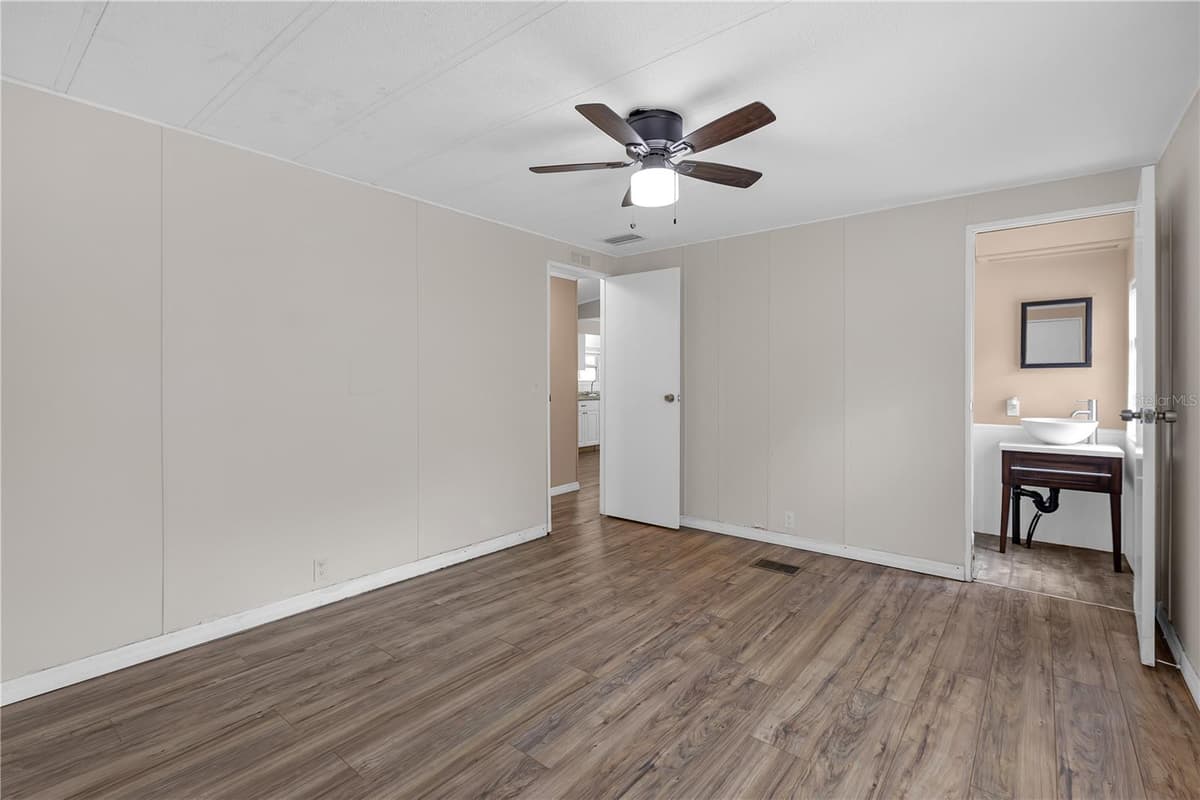 11309 LEISURE LANE — photo 18 of 34