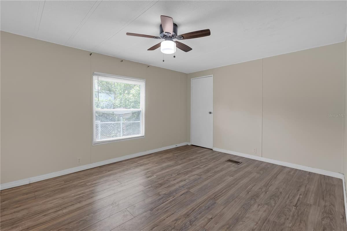 11309 LEISURE LANE — photo 17 of 34