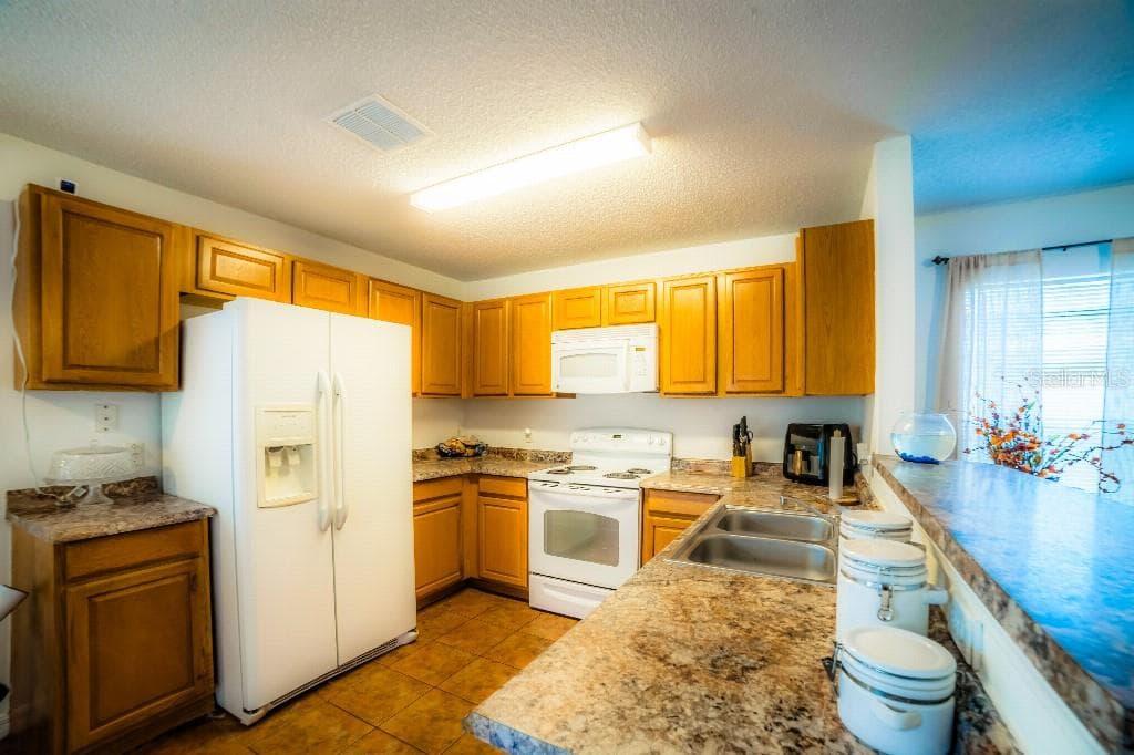 1142 MARINER CAY DRIVE — photo 11 of 50