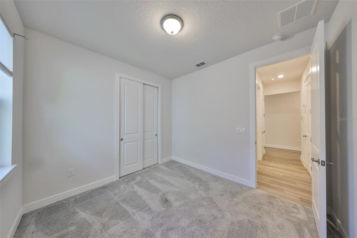36959 HIGHLAND MEADOWS COURT — photo 14 of 37