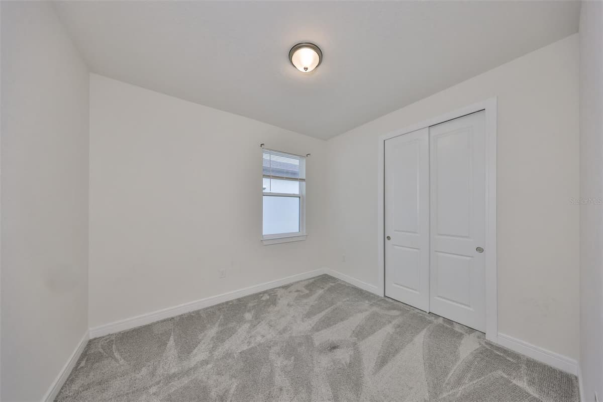 36959 HIGHLAND MEADOWS COURT — photo 12 of 37