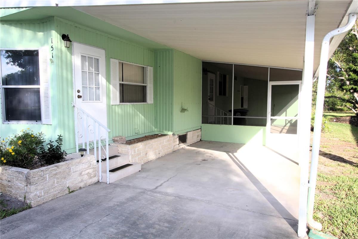 151 APACHE COURT — photo 2 of 41