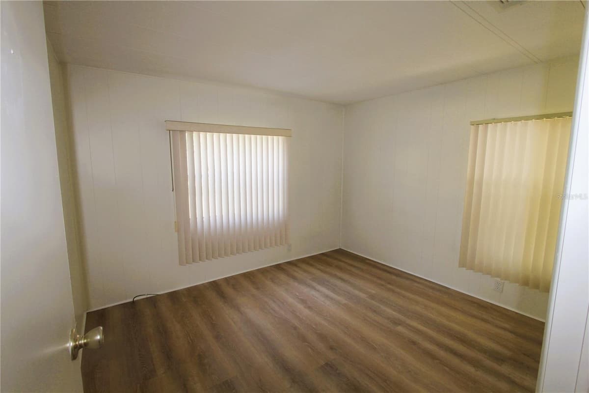 151 APACHE COURT — photo 14 of 41