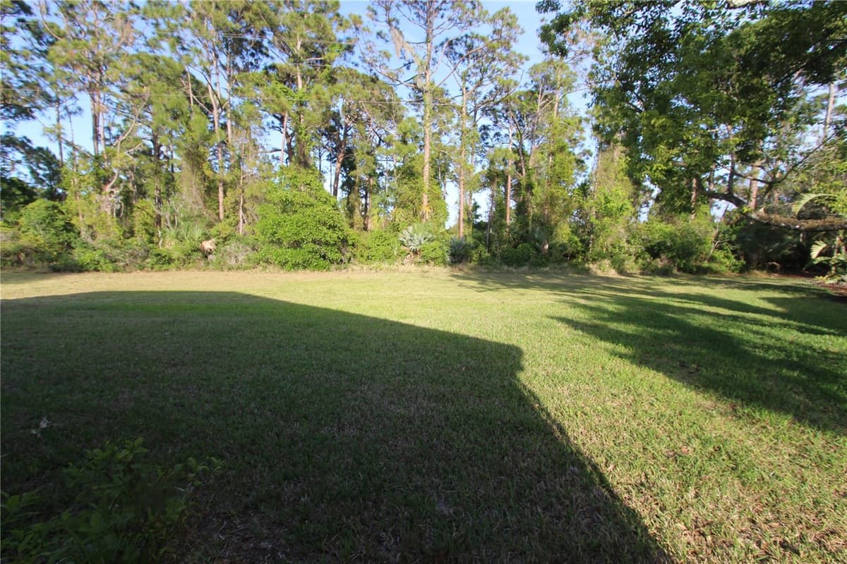 151 APACHE COURT — photo 17 of 41