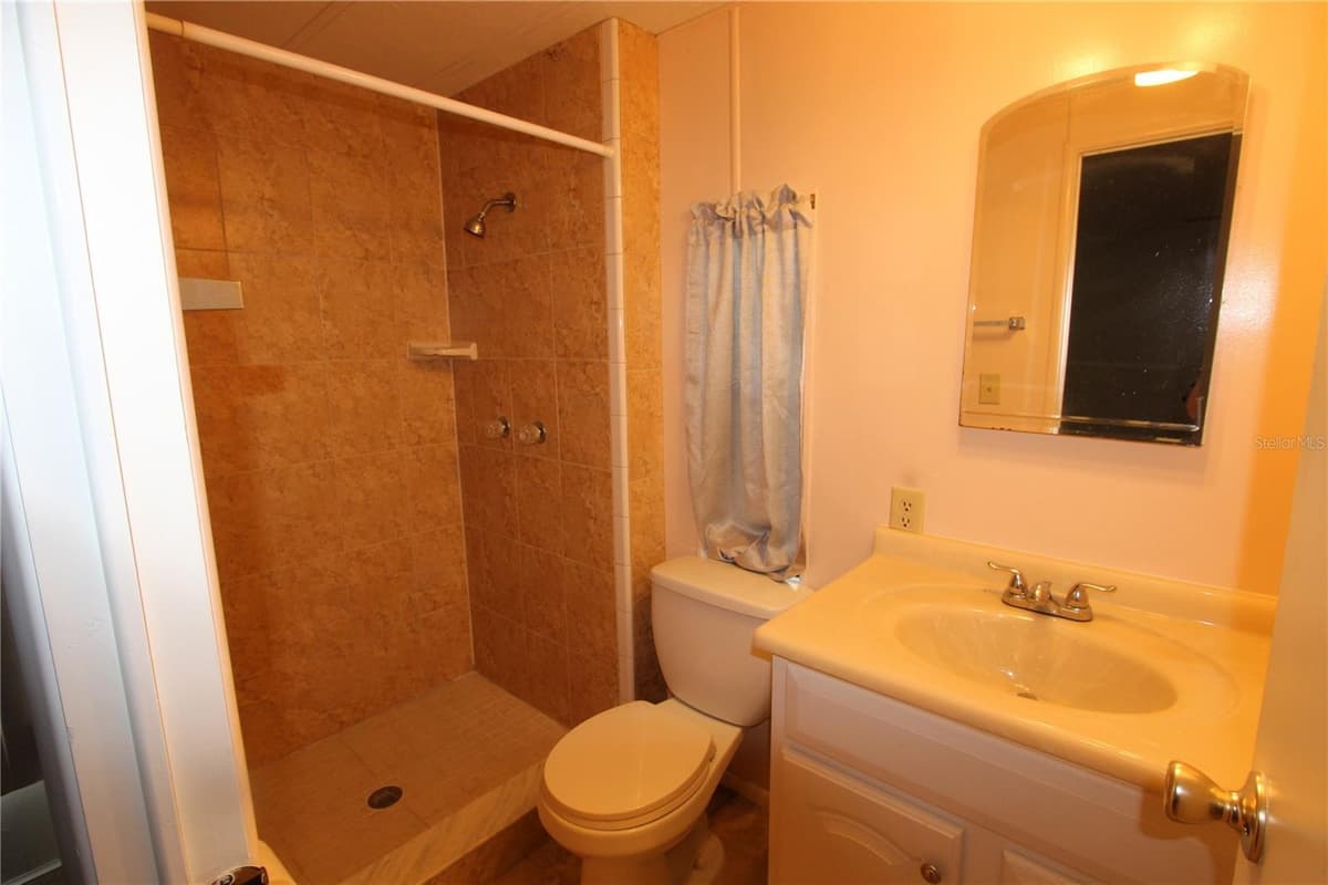 151 APACHE COURT — photo 12 of 41
