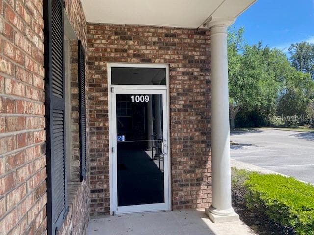 1045 PRIMERA BOULEVARD — photo 2 of 8
