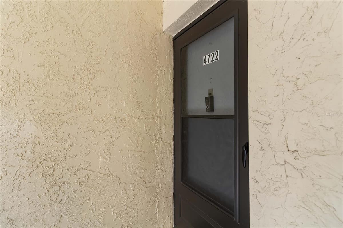 4722 KILT COURT — photo 4 of 42