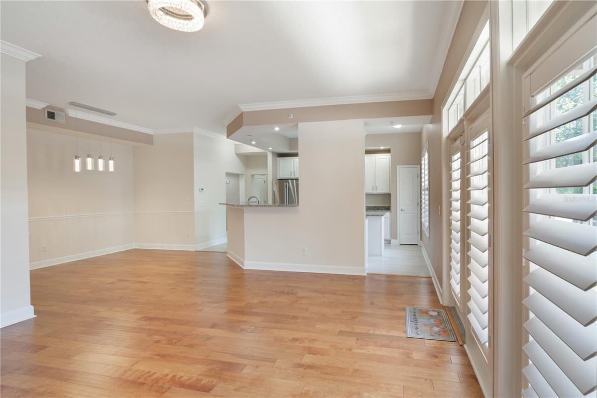 1231 WRIGHT CIRCLE — photo 5 of 36