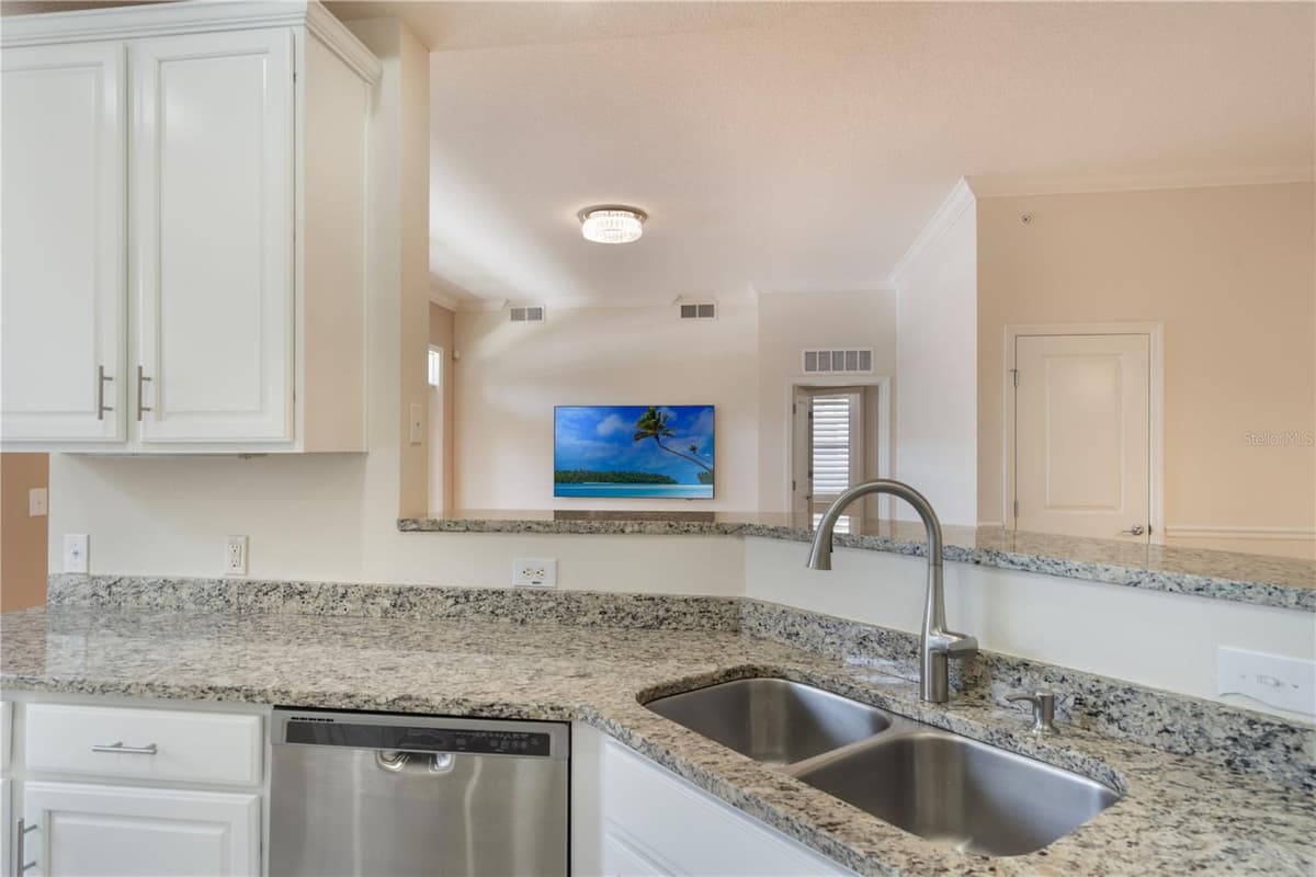 1231 WRIGHT CIRCLE — photo 11 of 36