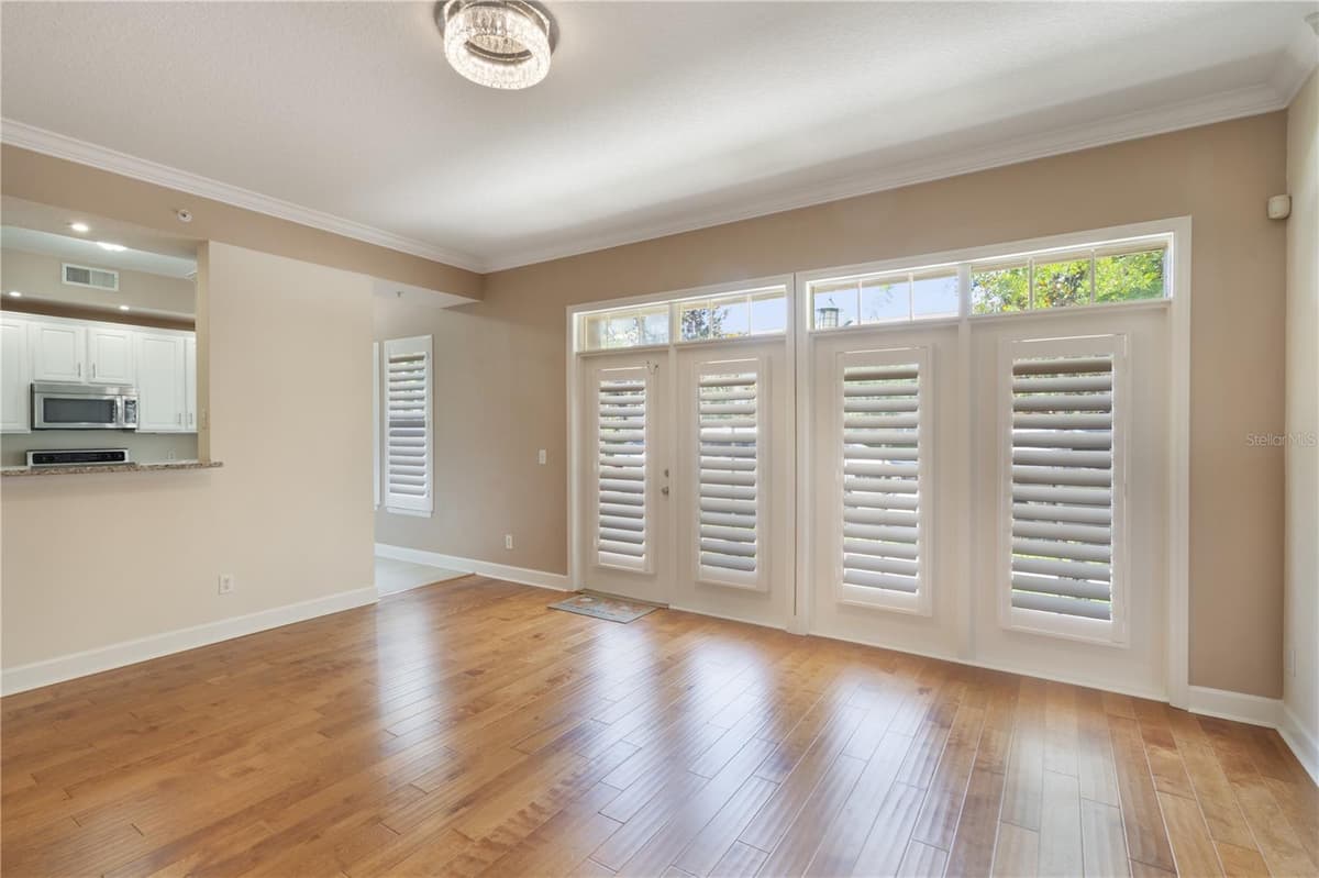 1231 WRIGHT CIRCLE — photo 4 of 36