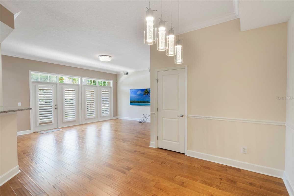1231 WRIGHT CIRCLE — photo 7 of 36