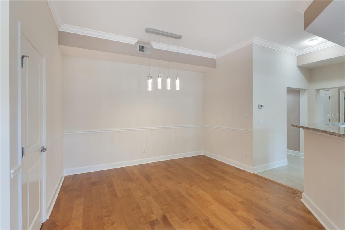 1231 WRIGHT CIRCLE — photo 6 of 36