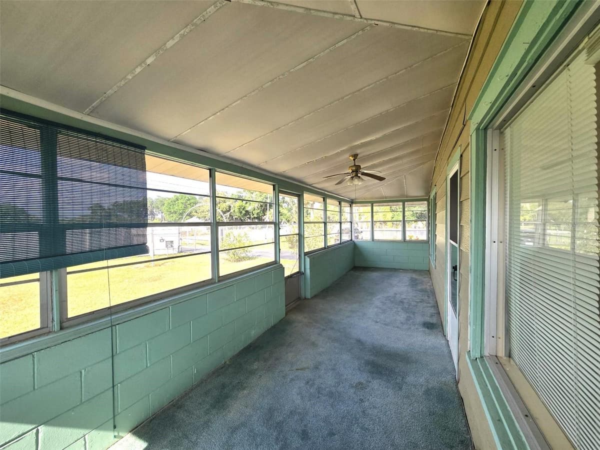 3101 MEDULLA ROAD — photo 34 of 85