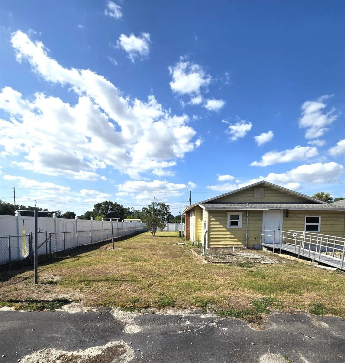 3101 MEDULLA ROAD — photo 43 of 85