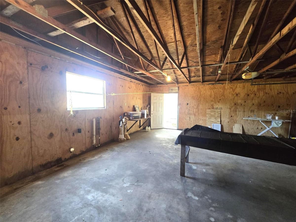 3101 MEDULLA ROAD — photo 38 of 85